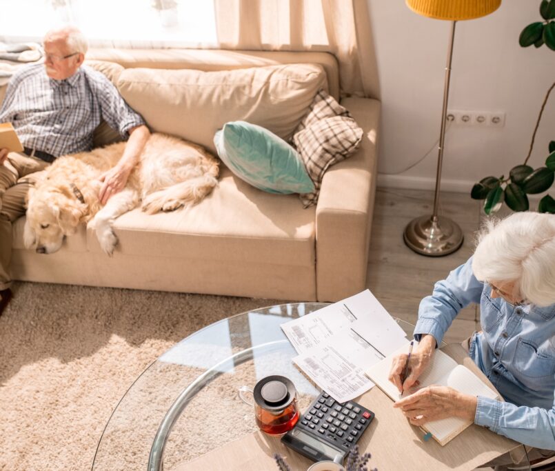 Should I Buy or Lease in My Retirement Years?