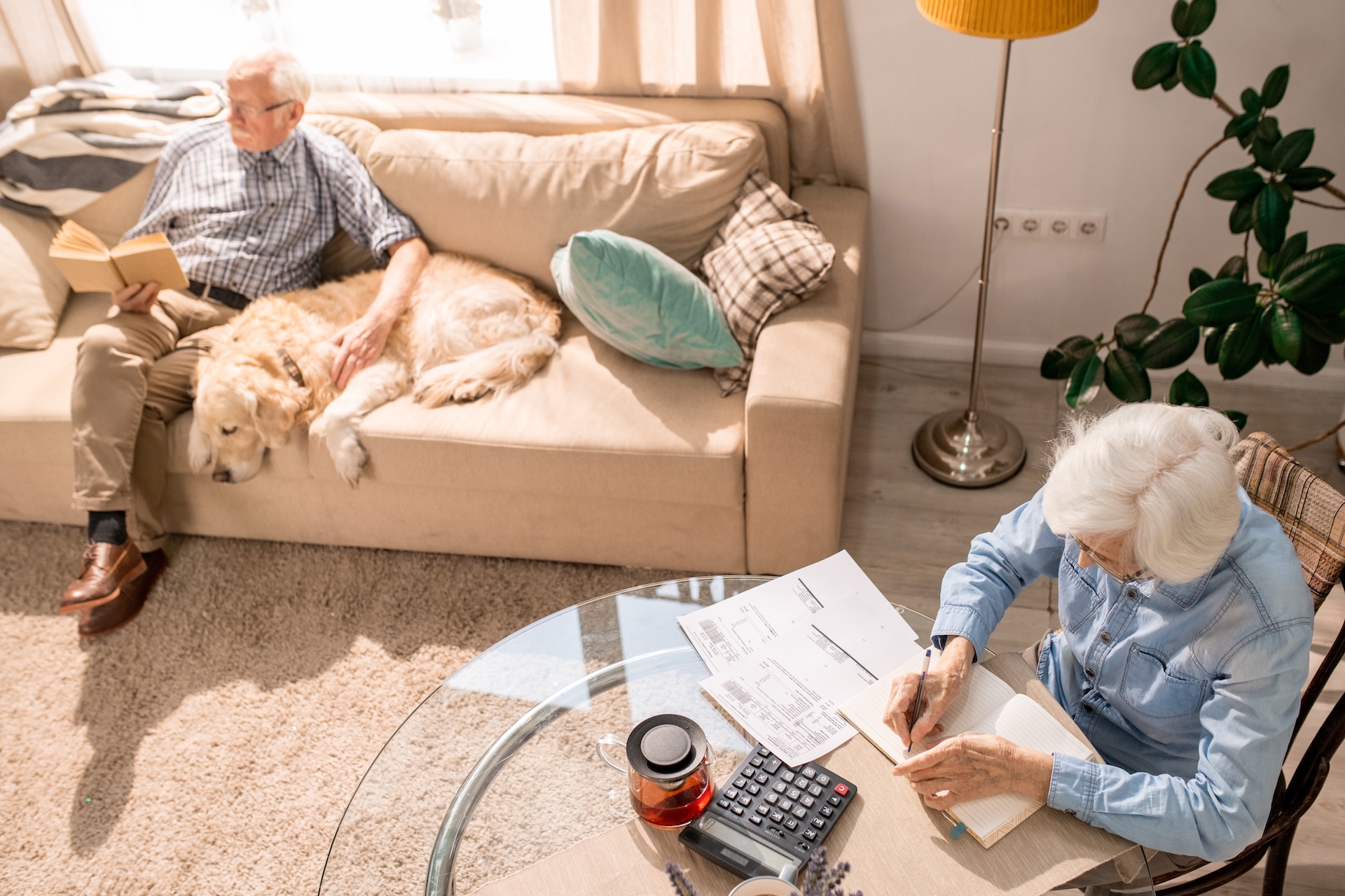 Should I Buy or Lease in My Retirement Years?